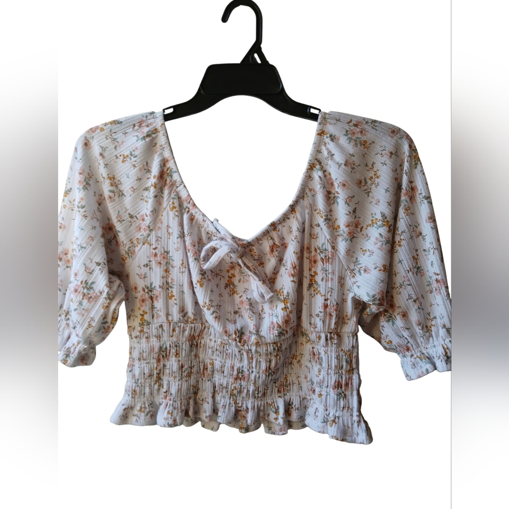 Floral White Smocked Crop Blouse Peasant Style Wallflower Juniors XL